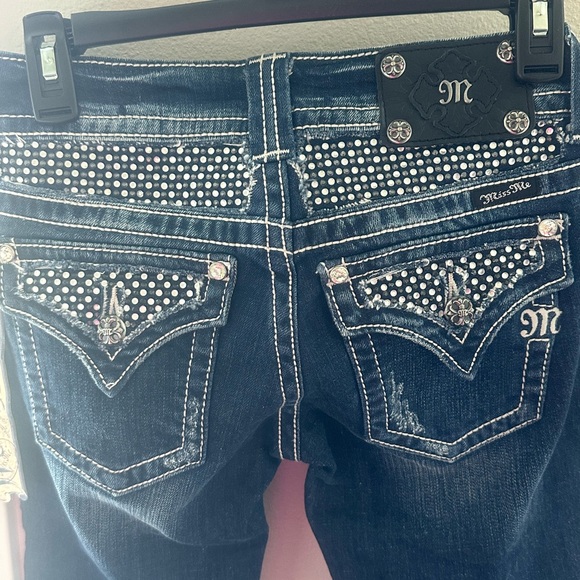 Miss Me Bootcut Embellished  Capri Jeans Size 27 Style #JP5002CP-18 NWT - Picture 1 of 5